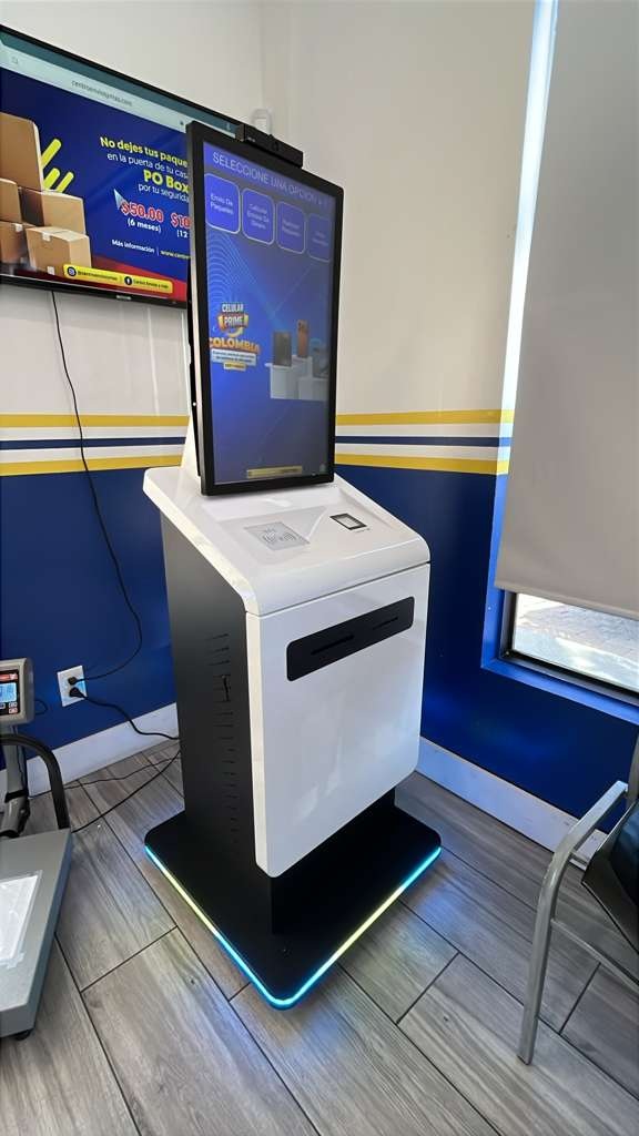 LogiKiosk self shipping station, side view
